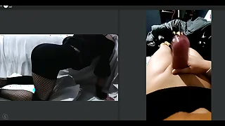 Gay femboy complaciendo novio por skype